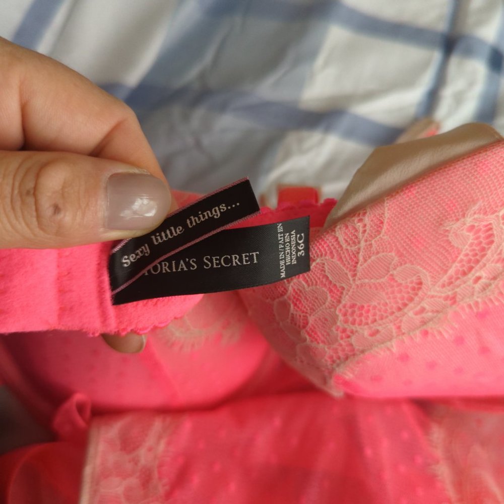 Lingerie - Picture 4 of 4